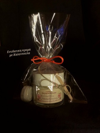 Για τη Φίλη Ξανθή. Έτοιμη η Ενυδατική κρεμούλα με Καλέντουλα...